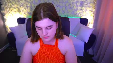 Snapshot of kristifoxy chatting on May 15, 1:51 pm kristifoxy online show from May 15, 1:51 pm