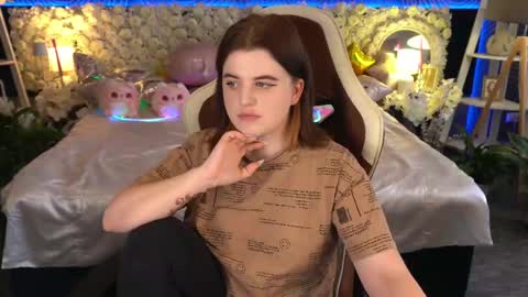 Snapshot of kristifoxy chatting on May 24, 12:54 pm kristifoxy online show from May 24, 12:54 pm