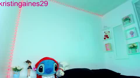 kristin online show from November 4, 8:19 pm