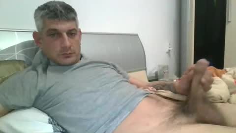 kristijan971161 online show from April 10, 1:22 am
