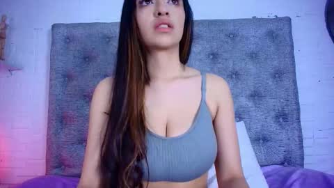 Snapshot of kristin_ramirez chatting on November 20, 12:05 pm Kristin online show from November 20, 12:05 pm