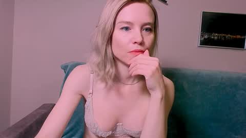 kristina_vagner online show from February 2, 1:48 am