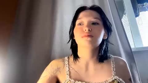 Snapshot of kristinaetoile chatting on July 21, 10:39 am kristinaetoile online show from July 21, 10:39 am