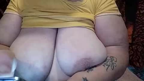 Snapshot of kristinaexcite chatting on October 26, 7:58 am KristinaExcite online show from October 26, 7:58 am