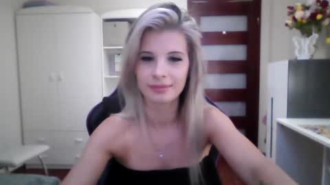 KristineAmore online show from September 26, 10:08 am