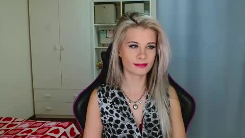 KristineAmore online show from February 3, 7:24 am