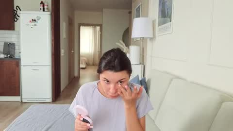 Kristi online show from March 23, 8:18 am