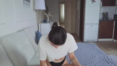 Kristi online show from November 14, 4:55 am