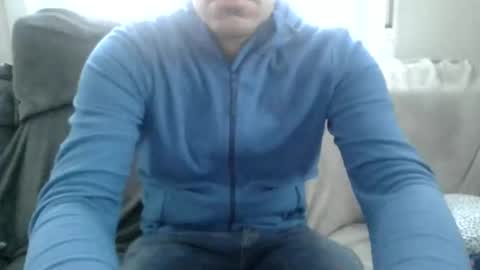 Snapshot of kristoffer220 chatting on January 7, 9:12 am kristoffer220 online show from January 7, 9:12 am