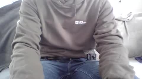 Snapshot of kristoffer220 chatting on February 9, 1:26 pm kristoffer220 online show from February 9, 1:26 pm