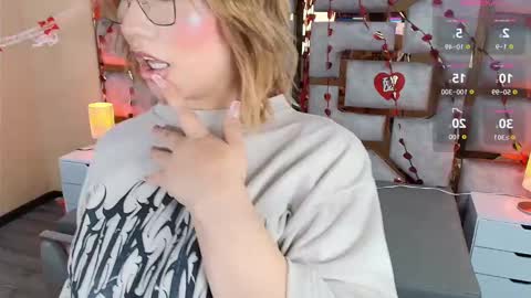 Kristtal  online show from September 19, 12:45 am