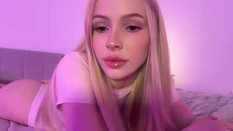 Kristy and Alice online show from October 8, 8:17 pm