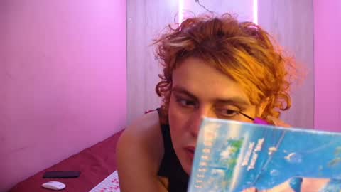 Snapshot of kristy_xxx1 chatting on June 10, 7:02 pm kristy_xxx1 online show from June 10, 7:02 pm