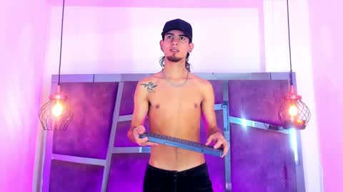 justym online show from March 11, 4:32 am