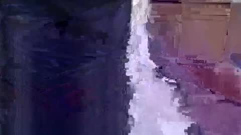 kronur online show from April 19, 2:27 pm