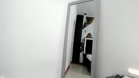 krykz_ online show from December 4, 9:12 pm