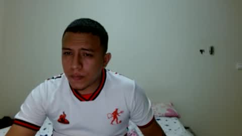 Snapshot of kryp_onix chatting on May 26, 12:39 am kryp_onix online show from May 26, 12:39 am