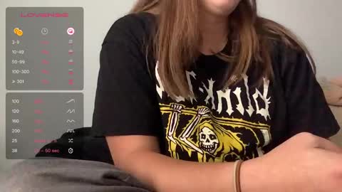 Snapshot of kryptiq0ne chatting on December 18, 6:57 pm Kryptiq online show from December 18, 6:57 pm