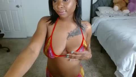 Krystal Blake online show from February 2, 12:09 am