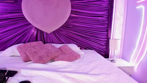 krystalswift_ online show from January 18, 2:59 am