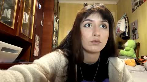 Snapshot of krystleprzygocki chatting on February 4, 4:35 pm Mira online show from February 4, 4:35 pm