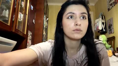 Snapshot of krystleprzygocki chatting on February 16, 8:16 pm Mira online show from February 16, 8:16 pm