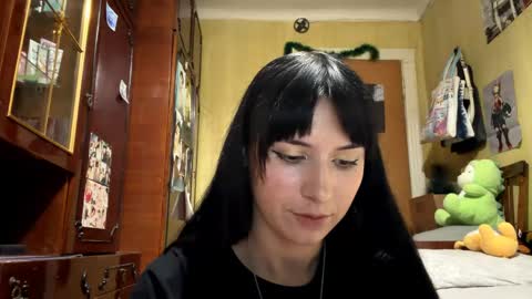 Mira online show from April 10, 8:24 pm