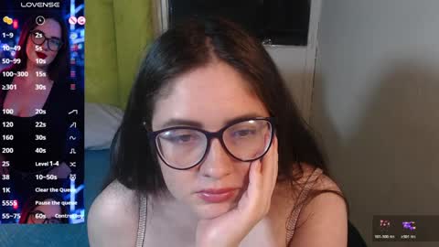 Snapshot of kryystaladams chatting on April 29, 10:16 pm kryystaladams online show from April 29, 10:16 pm