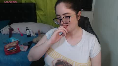 Snapshot of kryystaladams chatting on May 8, 5:40 pm kryystaladams online show from May 8, 5:40 pm