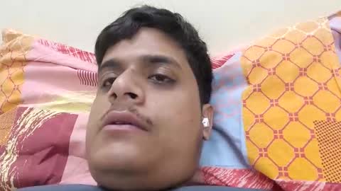 Snapshot of ks976sexy2 chatting on December 19, 5:53 pm ks976sexy2 online show from December 19, 5:53 pm