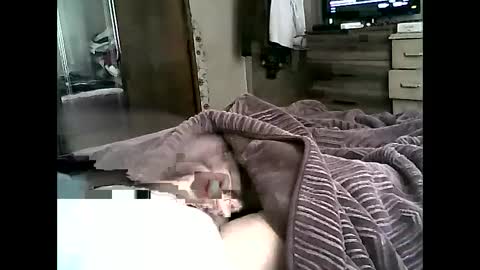 kskmertkskks online show from March 6, 1:46 pm