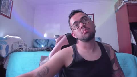 Sam monitor de modelos independientes online show from October 6, 9:01 pm