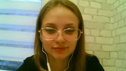 Snapshot of ksyu_nya chatting on December 15, 12:42 pm ksyu_nya online show from December 15, 12:42 pm