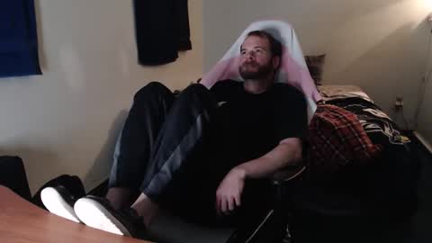 Kuggy online show from November 19, 10:21 pm