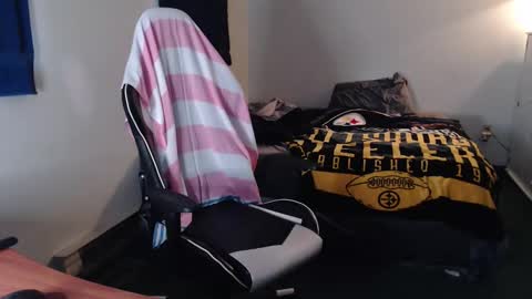 Kuggy online show from April 11, 9:52 pm