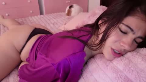 KUMA -Tw  SweetKuma online show from February 3, 1:05 pm