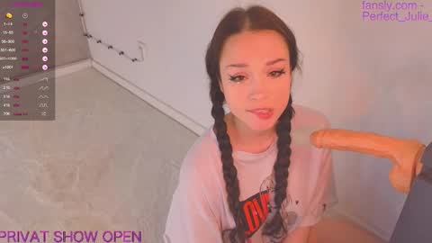 Snapshot of kumamonchik chatting on October 31, 8:26 am MY NAME IS JULIA TO SEE MORE 18 CONTENT YOU CAN SUBSCRIBE TO FANSLY - online show from October 31, 8:26 am