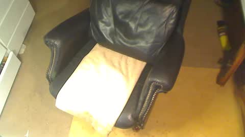 Snapshot of kumoncam01 chatting on February 15, 10:28 pm kumoncam01 online show from February 15, 10:28 pm