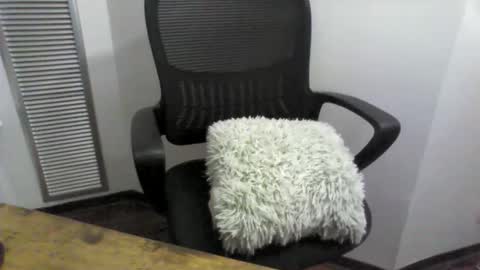 kunal7034 online show from April 16, 2:34 am