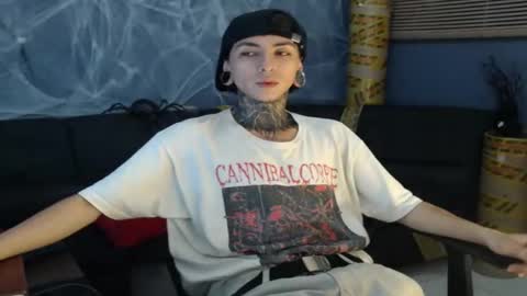 kuregari_xs online show from October 27, 1:42 am