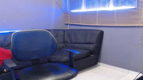 kuregari_xs online show from November 16, 10:59 pm