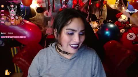 Fetiche Woman online show from October 30, 12:01 am