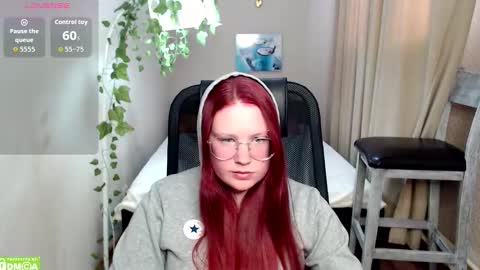 Snapshot of kuri_u chatting on February 19, 9:49 am kuri_u online show from February 19, 9:49 am