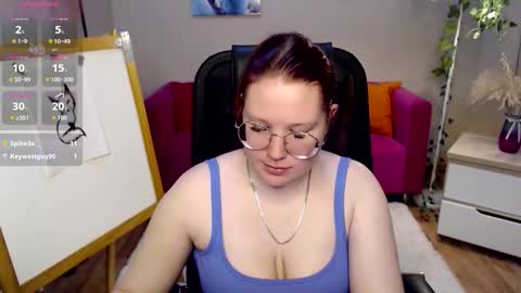 Snapshot of kuri_u chatting on March 11, 10:10 am kuri_u online show from March 11, 10:10 am