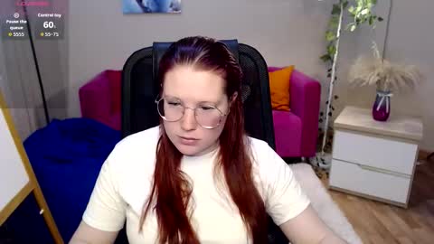 Snapshot of kuri_u chatting on March 12, 10:43 am kuri_u online show from March 12, 10:43 am