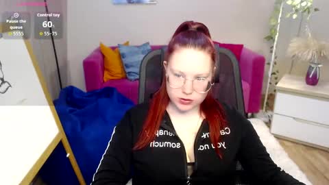 Snapshot of kuri_u chatting on April 11, 9:46 am kuri_u online show from April 11, 9:46 am