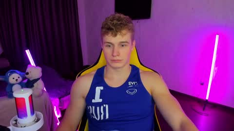 kurt_hanssen online show from December 4, 5:00 pm