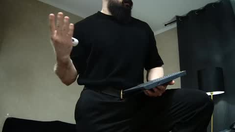 Snapshot of kurt_stone1 chatting on April 22, 8:32 pm kurt_stone1 online show from April 22, 8:32 pm