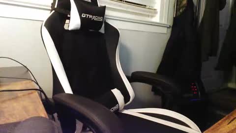 kushk1dz420 online show from April 5, 4:09 am