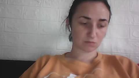 kusia032132 online show from October 24, 6:21 am